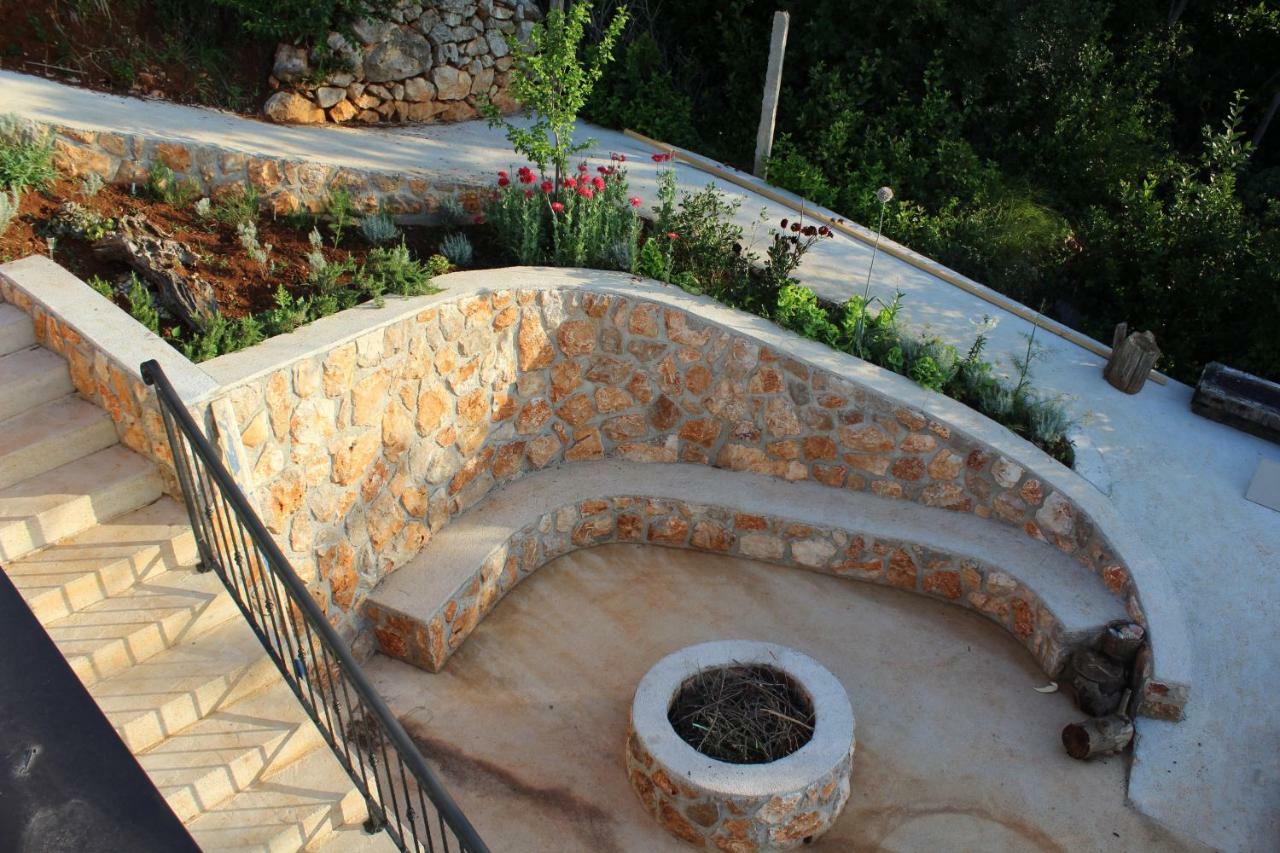 Mary'S Garden Villa Tulisevica Ngoại thất bức ảnh